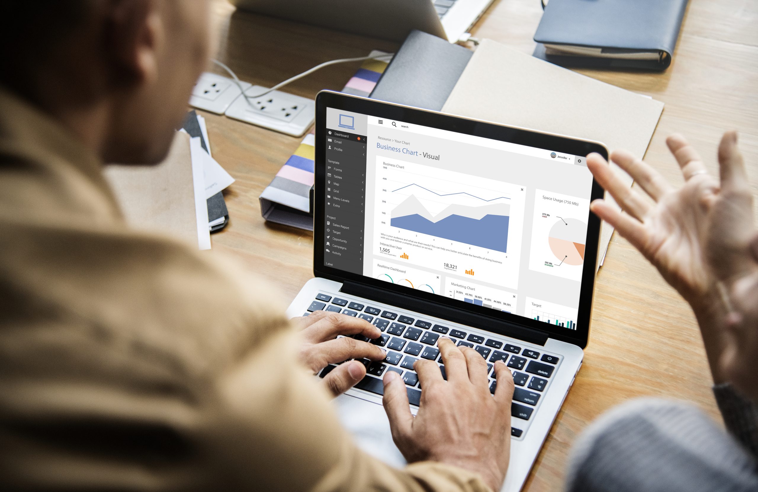 How can data analytics reduce e-commerce claims costs?